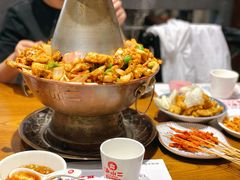 -沪小二铜炉蛙锅(苏州中心星悦汇店)