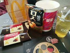 -CGV星星影城(颐堤港ScreenX店)