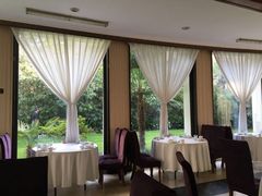 靠窗位-老洋房花园饭店(绍兴路店)