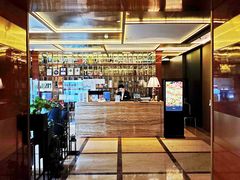 -大中华希尔顿酒店-念自助餐·嗨啤·小龙虾