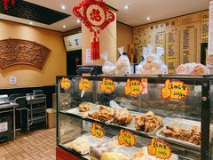 面包甜点陈列柜-姚记炒肝店(簋街店)