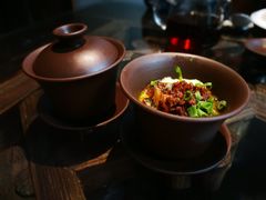 茶杯挂汁焗鲜鲍-箱美术馆私房菜(水晶郦城店)