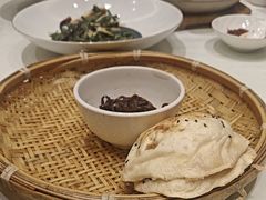 -梅花香里大酒店(郁金香路店)