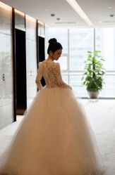 -台湾蔡美月婚纱租赁