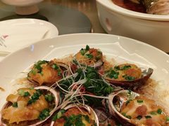 金蒜银丝蒸鲜鲍鱼-正佳广场万豪酒店-粤菜餐厅·点心·海鲜·聚餐