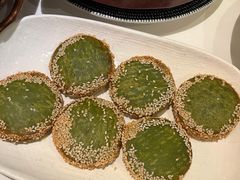 香茗绿茶饼-桂满陇·杭州小馆(巴黎春天浦建店)