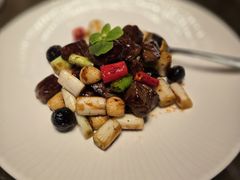 -海派悦庭·海胆烧麦·新融合菜(凯德广场店)