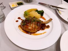 -塞纳河法国餐厅(意式风情街店)