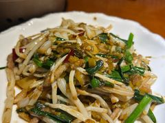 -魏铭鱼头捞饭(晋阳路店)