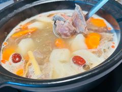 -罗勒家·养生火锅· Bistro(大望路店)