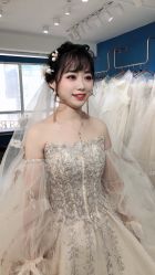 -莫小姐婚纱