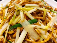 香干肉丝-上名堂·鱼头好吃(体育场路店)