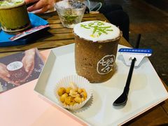 饼干杯奶盖茶-茶是一枝花泡茶店