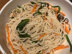 鸡丝凉米线-云海肴·汽锅鸡·云南菜(天山百盛优客店)