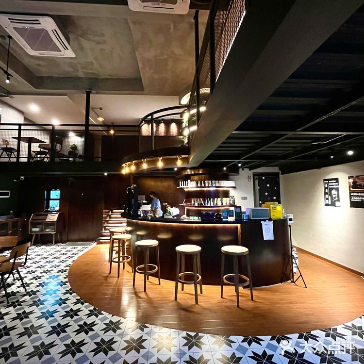 氛围感满满的复古咖啡店