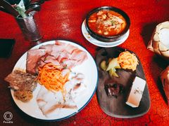 -羽深肉铺 Steak & Wine