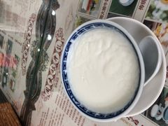 -周大娘牛乳(旧寨古村总店)