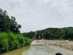 -紫荆关长城漂流