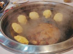 -哈尔滨烧烤·山河村铁锅炖(交大店)