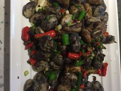 -兔行天下-鸿鹤鲜锅兔(中海国际店)