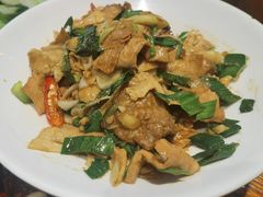 -柴窝堡22号辣子鸡·传承新疆菜