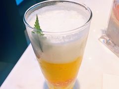 -港丽餐厅(高德置地店)