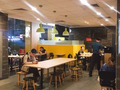 用餐区-麦当劳(金稻田路餐)