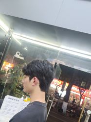 点击看大图 -藤野造型专业烫染接发