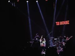 -TZ House音乐现场(来福士中心店)