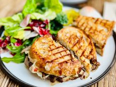 超级牛肉帕尼尼-O'mills Sourdough Bakery&Bistro(永嘉路店)