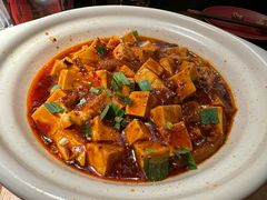 蹄筋麻婆豆腐-肆海小川菜酒馆Wine Bistro (青年路店)