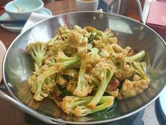 -有红鸡毛店·川菜(建设路店)