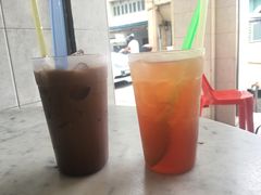 豆蔻汁-伍秀泽海南鸡饭茶室