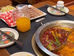 -沸炉重庆老火锅(军事博物馆店)