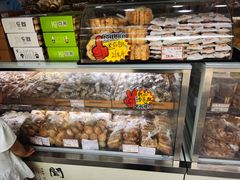 面包甜点陈列柜-闻酥园(青羊区文殊坊店)