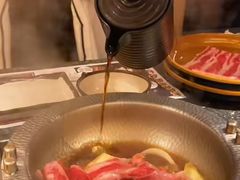 -牛YO寿喜烧·铁板烧和牛火锅自助(市府恒隆店)
