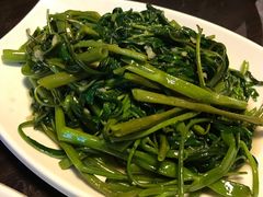 -顺峰渔港中国人的餐厅