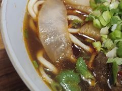 -醉牛腩·面小馆