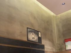 -琥珀老六龙虾(四里河店)