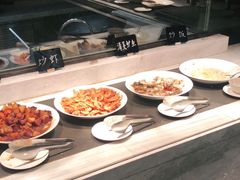 -飨食汇全日制餐厅·昆山皇冠假日酒店(九方店)