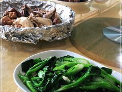 -鲤鱼塘农家山庄