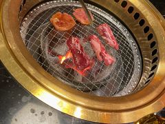 -山川小町·极番烧肉(新地假日广场店)
