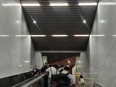 -汉中路(地铁站)