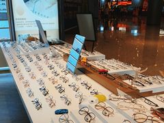 -罗伯特眼镜·蔡司官方授权(前海桂湾店)