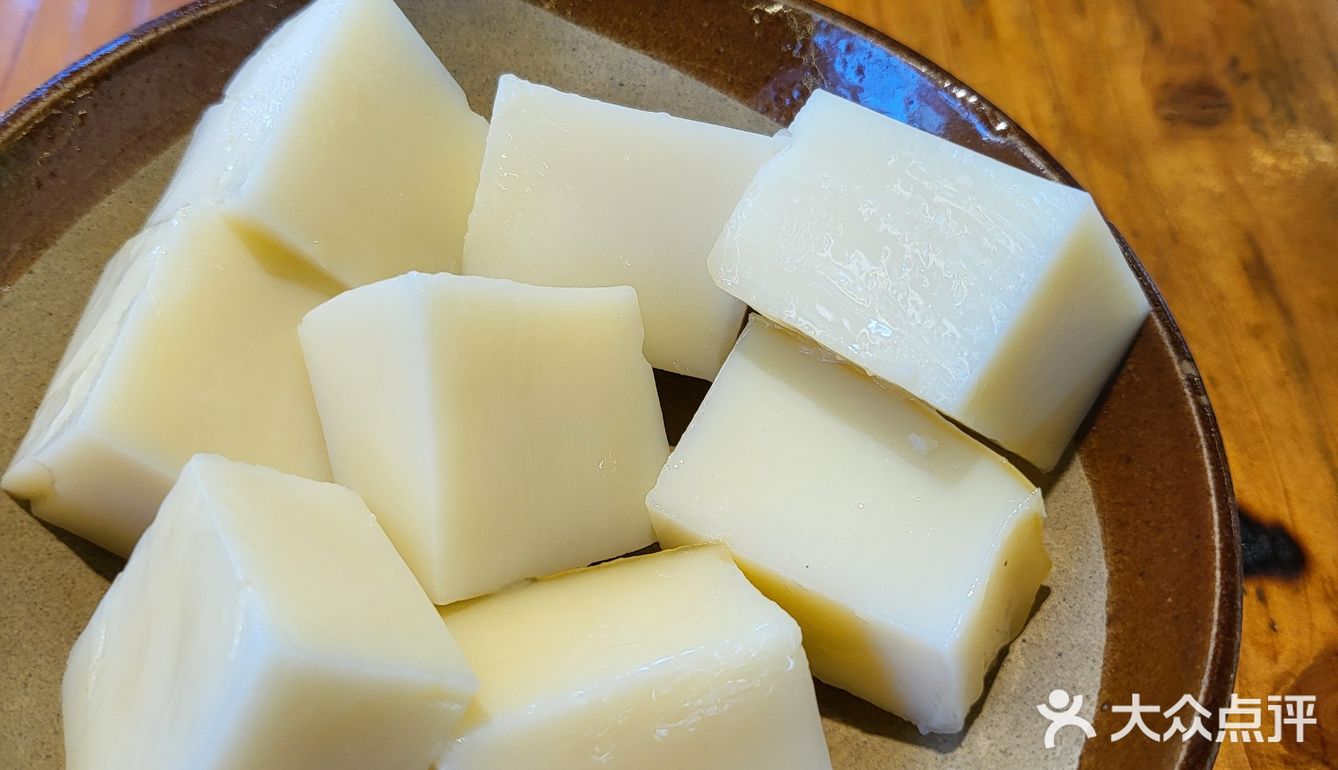 左麻右辣老火锅：藏在小区里的正宗重庆味