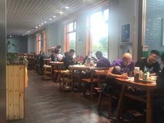大堂-大草原清真饭庄(沙河店)