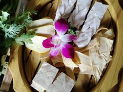 -滇釜火锅·能喝汤的火锅(车公庄店)