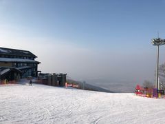 -中旅松花湖滑雪场