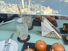 -OZONE 顶楼酒吧(香港丽思卡尔顿酒店)