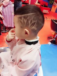 -Mini Me儿童美发王国(友好时尚购物城店)